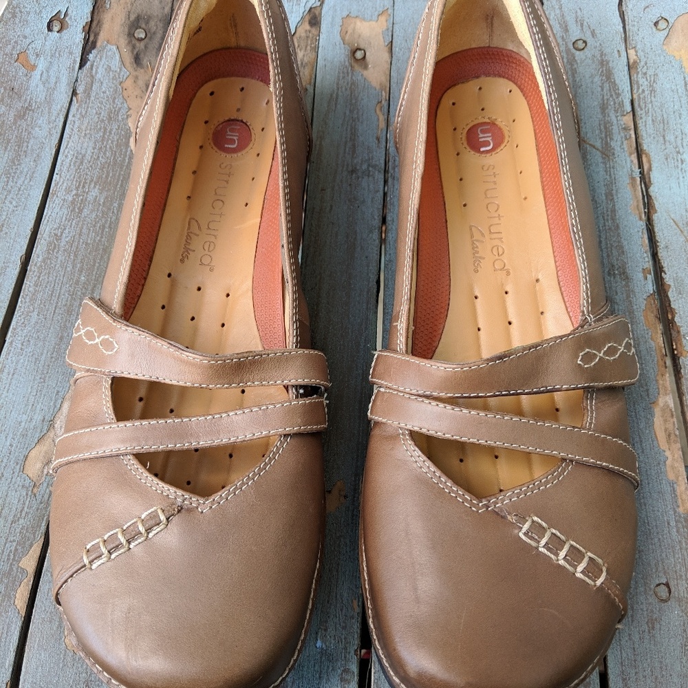 Unstructed Clarks Light Brown Leather Shoes 9M EUC